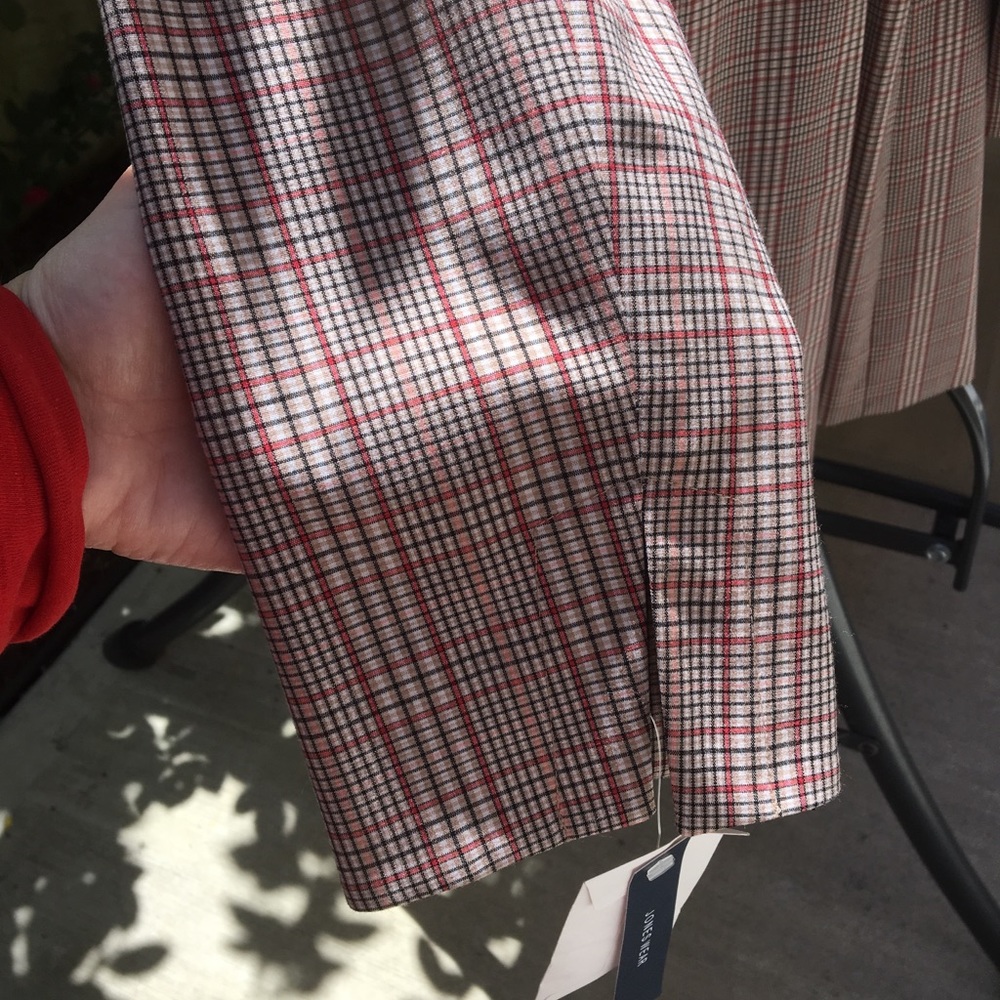 Coat - Picture 6 of 6